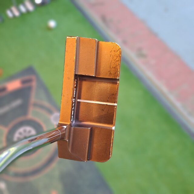 Putter Bettinardi Queen B #6 35"
