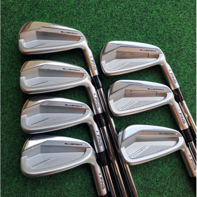 Fotografía de Set de Hierros Ping Blueprint 4-W
